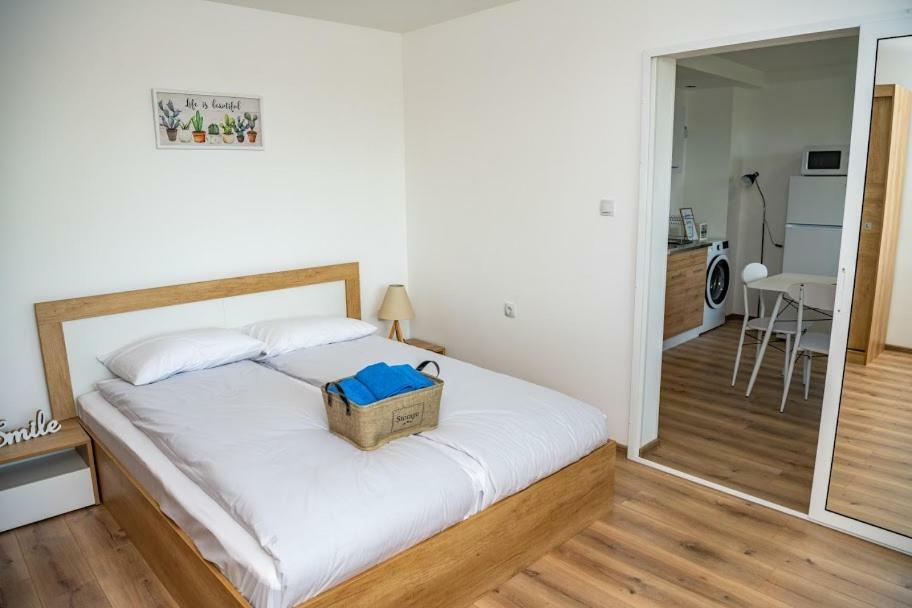Apartment Vazrozhdenska Wielkie Tyrnowo Zewnętrze zdjęcie